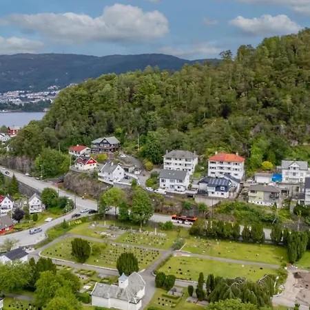 Appartamento Mountain View & Balcony - Newly Renovated