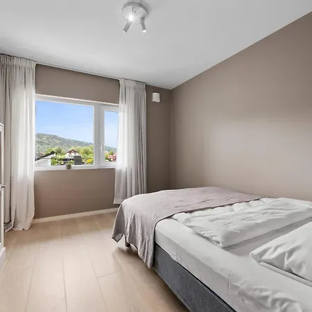 Mountain View & Balcony - Newly Renovated Appartamento *